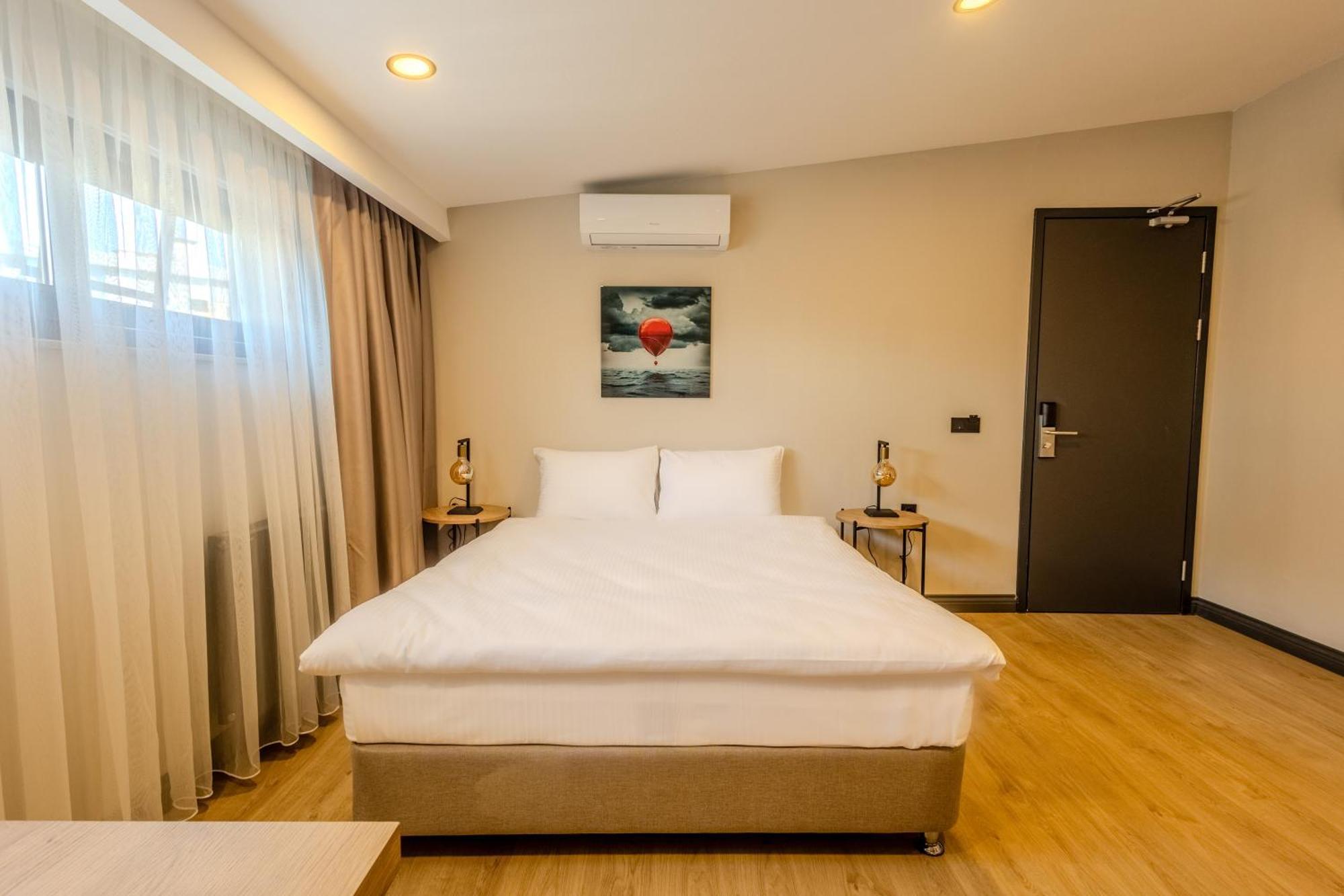 Leliko Suites Antalya Exteriör bild