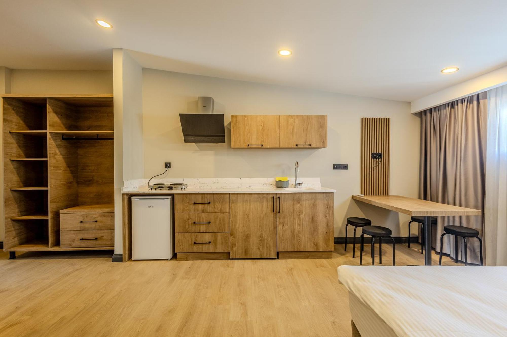 Leliko Suites Antalya Exteriör bild
